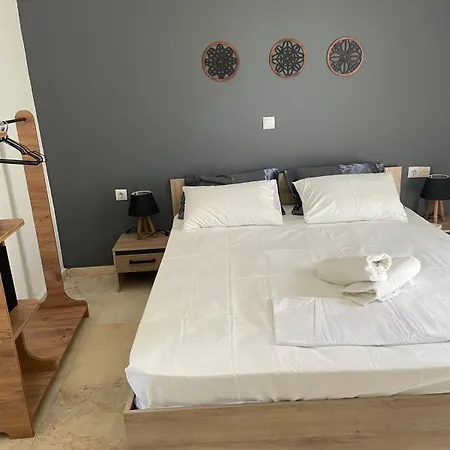 Vesper * Órmos Prínou