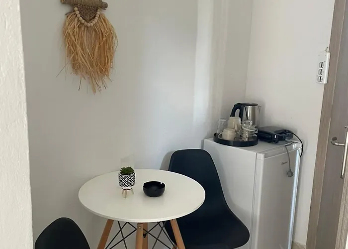 Vesper Órmos Prínou