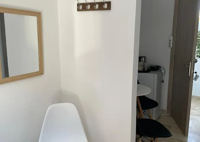 Vesper Órmos Prínou